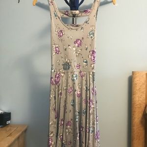 Floral Print Sundress with cutouts in back